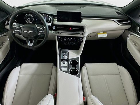 New 2025 Genesis G70 2.5T image 13