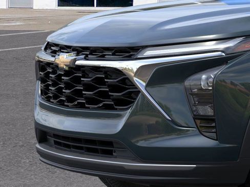 New 2026 Chevrolet Trax LT w/ Sunroof Package image 14