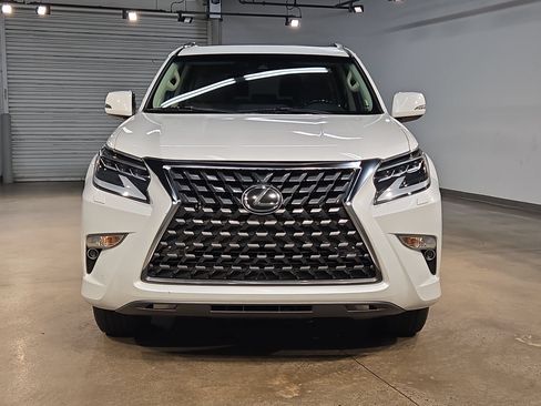 Used 2021 Lexus GX 460 Premium w/ Premium Package AWD/4WD image 2