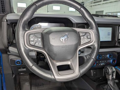 Used 2022 Ford Bronco Big Bend w/ Sasquatch Package AWD/4WD image 38