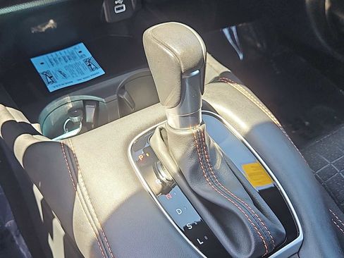 Certified 2025 Honda HR-V Sport image 24