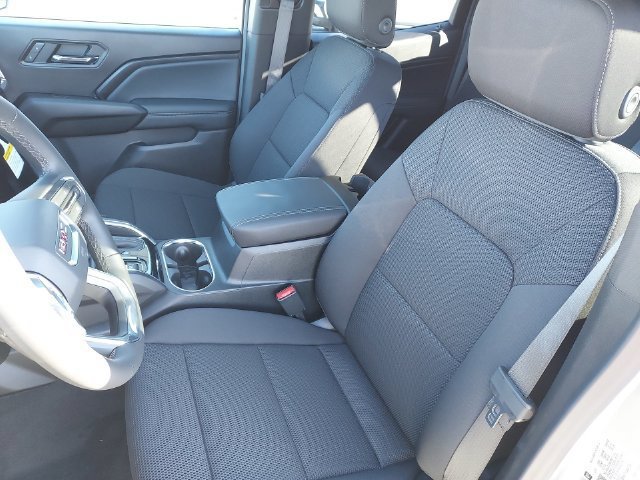 New 2026 GMC Canyon Elevation w/ Convenience Package RWD image 22