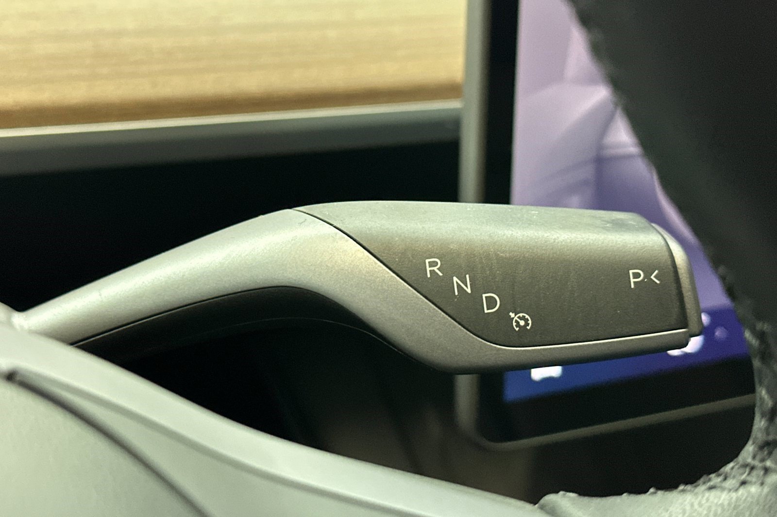 Used 2024 Tesla Model Y Long Range AWD/4WD image 18