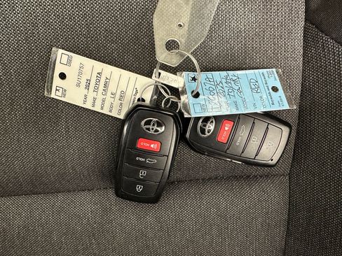 Used 2025 Toyota Camry LE image 26