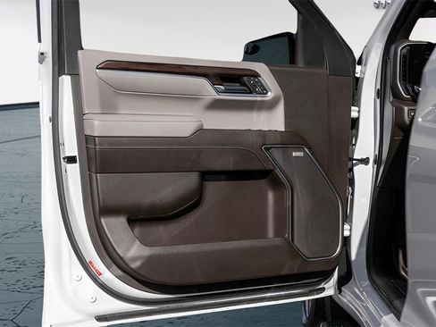 Used 2022 GMC Sierra 1500 SLT w/ SLT Convenience Package image 28