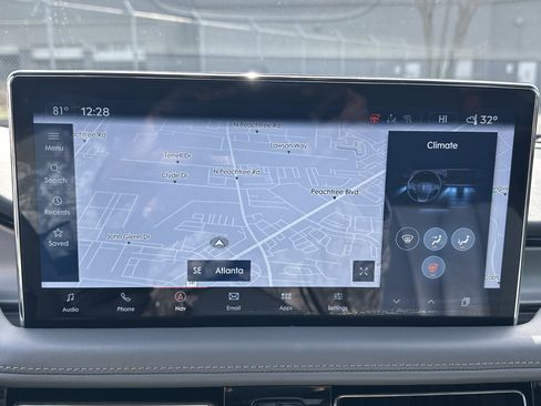 Used 2021 Lincoln Nautilus Reserve w/ Monochromatic Package image 32