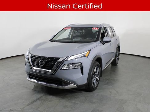 Certified 2021 Nissan Rogue Platinum AWD/4WD image 2