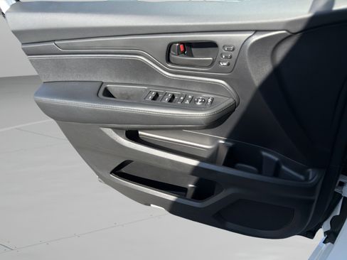Certified 2025 Honda Odyssey Sport-L image 45