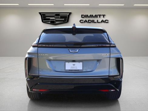 New 2026 Cadillac Lyriq Luxury image 4