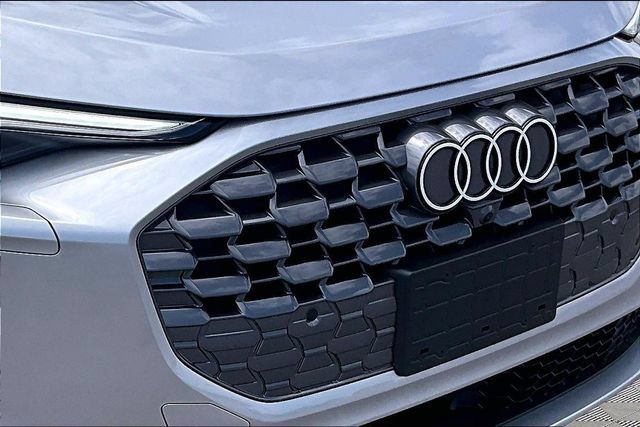 New 2026 Audi Q5 Premium AWD/4WD image 30