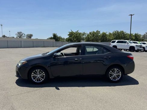 Used 2015 Toyota Corolla LE FWD image 6