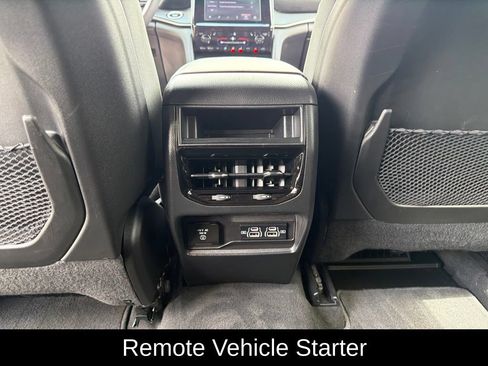 Used 2025 Jeep Grand Cherokee Laredo X w/ Luxury Tech Group I AWD/4WD image 20