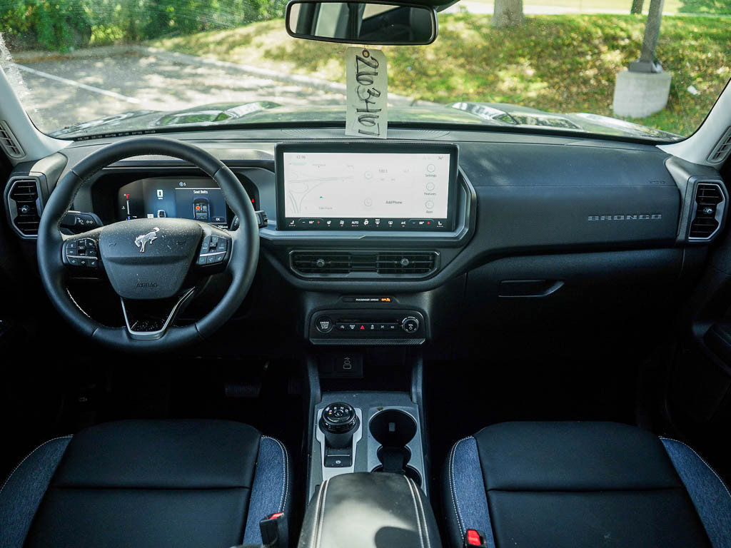 New 2026 Ford Bronco Sport Outer Banks w/ Outer Banks Tech Package+ AWD/4WD image 14