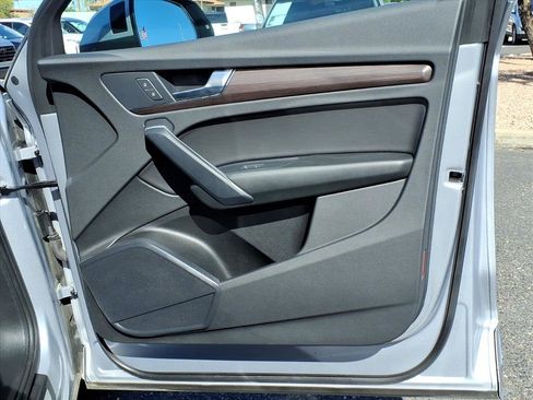 Used 2023 Audi Q5 2.0T Premium image 14