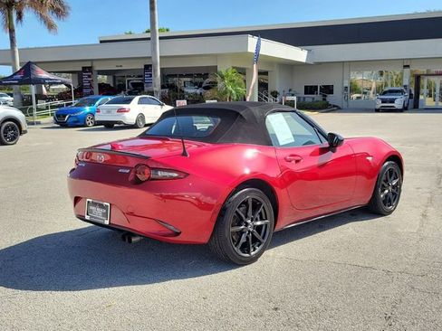 Used 2016 MAZDA MX-5 Miata Club image 6