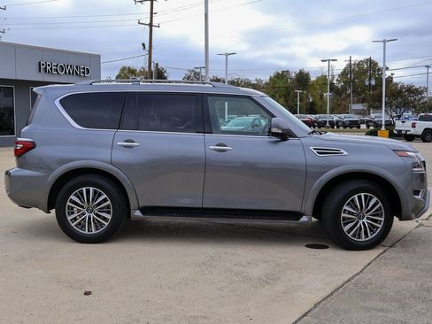 Used 2023 Nissan Armada SL image 23