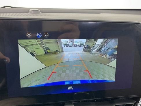 New 2025 Chevrolet Equinox ACTIV image 22