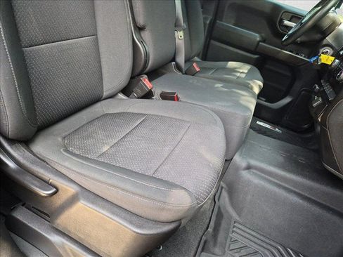 Used 2021 Chevrolet Silverado 1500 Custom Trail Boss w/ LPO, Dark Essentials Package AWD/4WD image 19