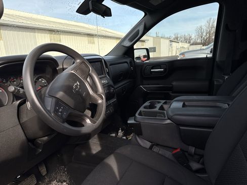 Used 2021 Chevrolet Silverado 1500 Custom Trail Boss w/ Midnight Edition image 10