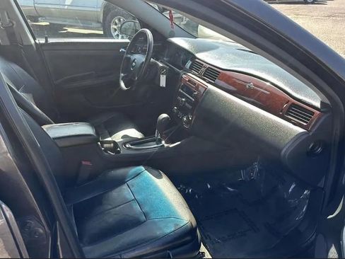 Used 2009 Chevrolet Impala LTZ FWD image 15
