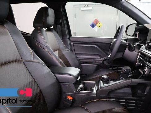 Certified 2025 Toyota Tacoma TRD Sport AWD/4WD image 27