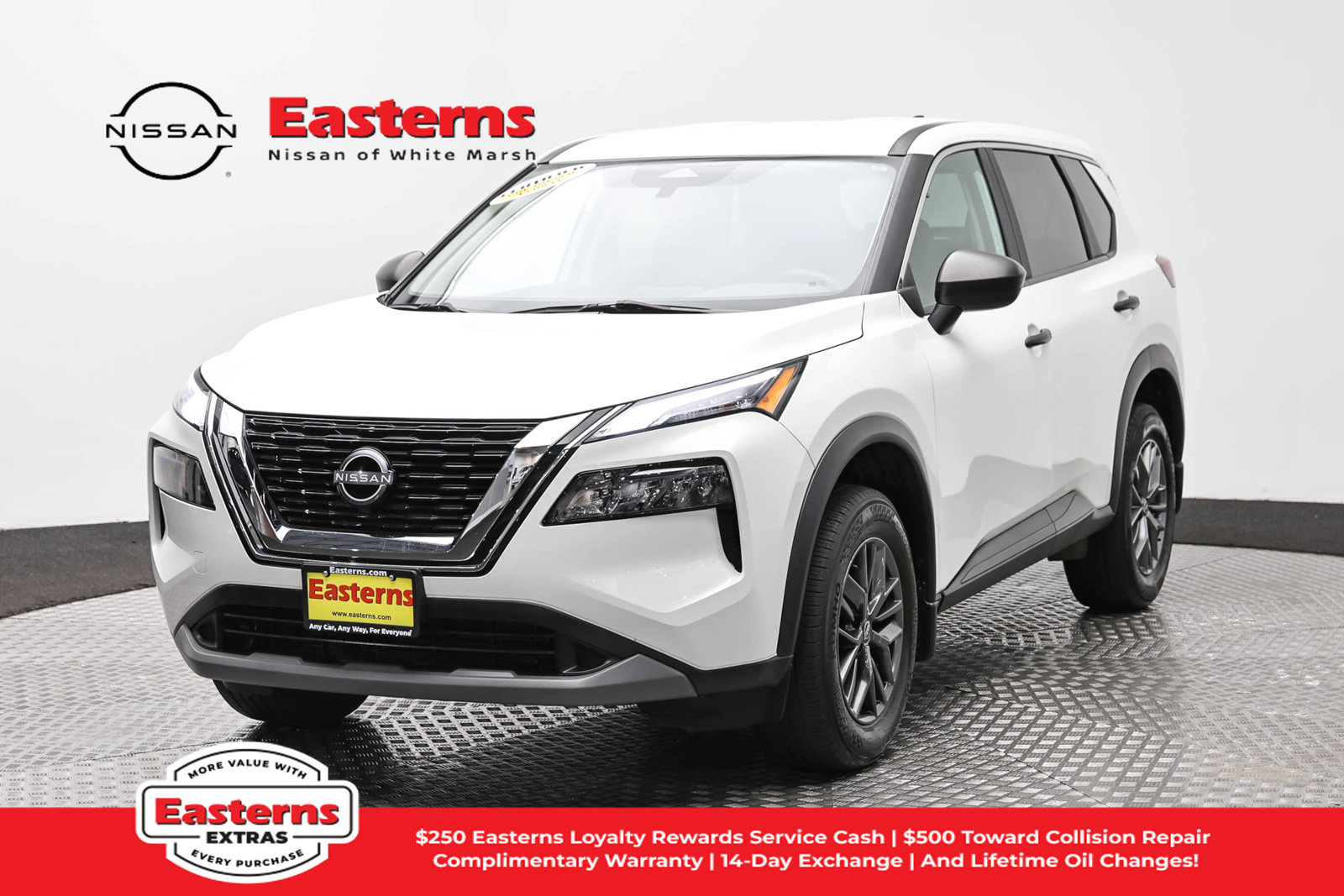 Used 2023 Nissan Rogue S AWD/4WD image 1
