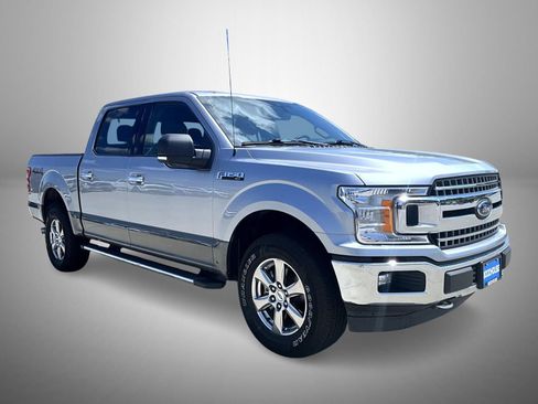 Used 2020 Ford F150 XLT w/ Equipment Group 302A Luxury AWD/4WD image 3