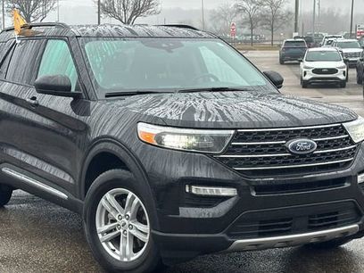 Certified 2022 Ford Explorer XLT w/ Equipment Group 202A
