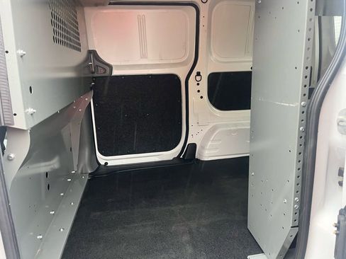 Used 2021 Nissan NV200 SV w/ Back Door Glass Package image 13