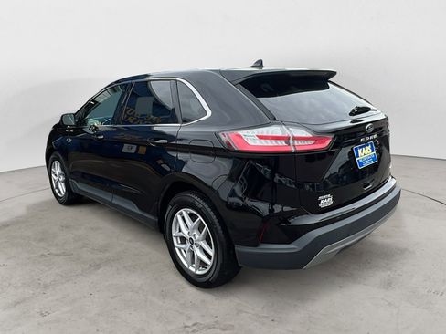 Used 2021 Ford Edge SEL w/ Cargo Accessory Package image 4