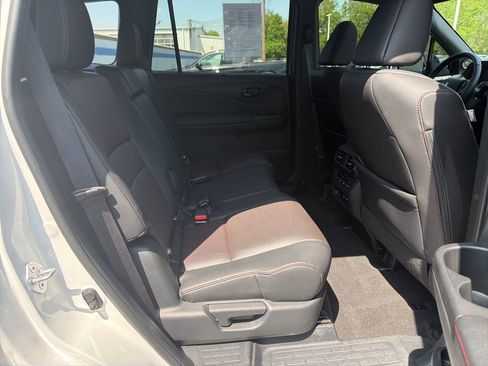 Certified 2024 Honda Passport Black Edition image 23