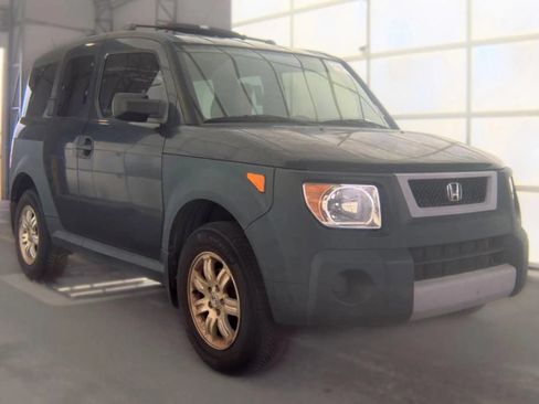 Used 2006 Honda Element EX image 3