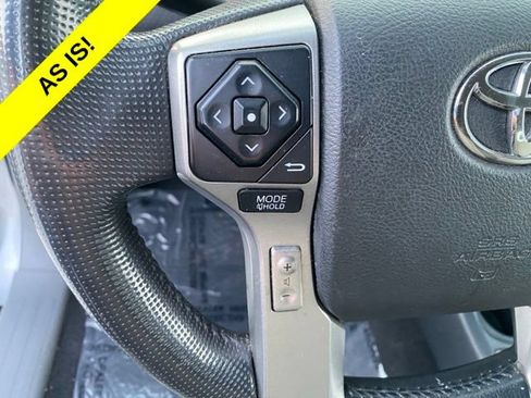 Used 2014 Toyota Tacoma PreRunner w/ SR5 Package RWD image 19
