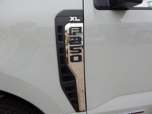 New 2025 Ford F250 XL image 10