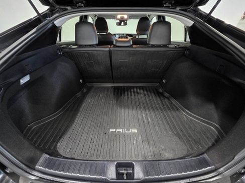 Used 2016 Toyota Prius Four Touring image 21