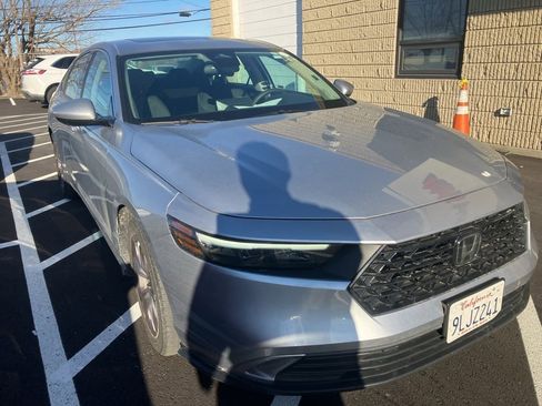 Used 2024 Honda Accord EX image 2