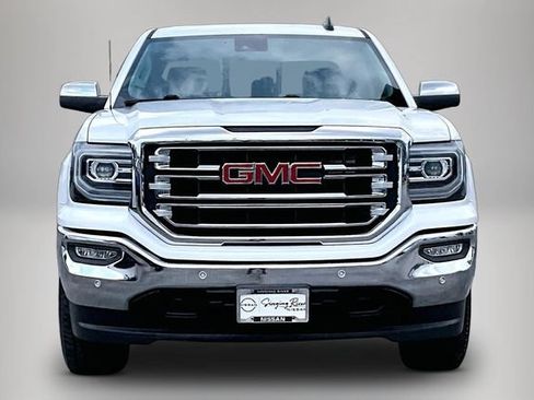 Used 2018 GMC Sierra 1500 SLT AWD/4WD image 3
