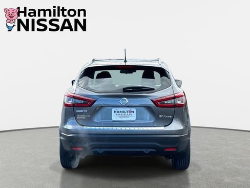 Used 2022 Nissan Rogue Sport SV w/ Technology Package image 3