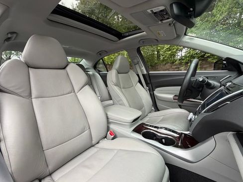 Used 2015 Acura TLX V6 w/ Advance Package FWD image 19