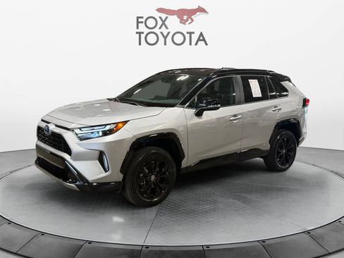 Used 2024 Toyota RAV4 XSE w/ Weather Package AWD/4WD image 1