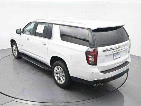 Used 2023 Chevrolet Suburban Premier image 29
