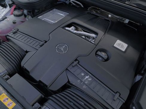 Used 2026 Mercedes-Benz Maybach GLS 600 4MATIC image 84