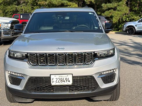 Used 2024 Jeep Grand Cherokee Limited 4xe AWD/4WD image 3