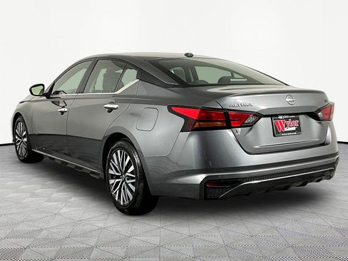 Certified 2024 Nissan Altima 2.5 SV FWD image 4