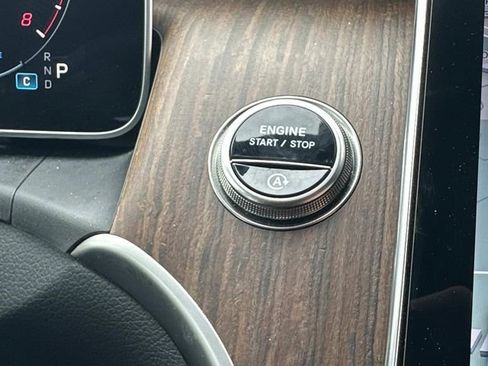 Certified 2025 Mercedes-Benz GLC 300 4MATIC image 26