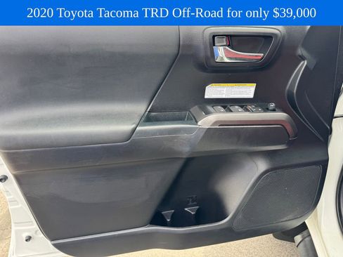 Used 2020 Toyota Tacoma TRD Off-Road AWD/4WD image 18