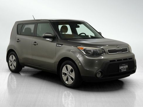Used 2015 Kia Soul Base image 7