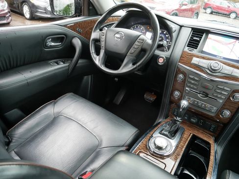 Used 2019 Nissan Armada SL AWD/4WD image 9