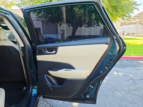 Used 2018 Honda Clarity Plug-In Hybrid image 34