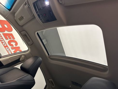 Used 2015 Lexus NX 300h AWD image 23